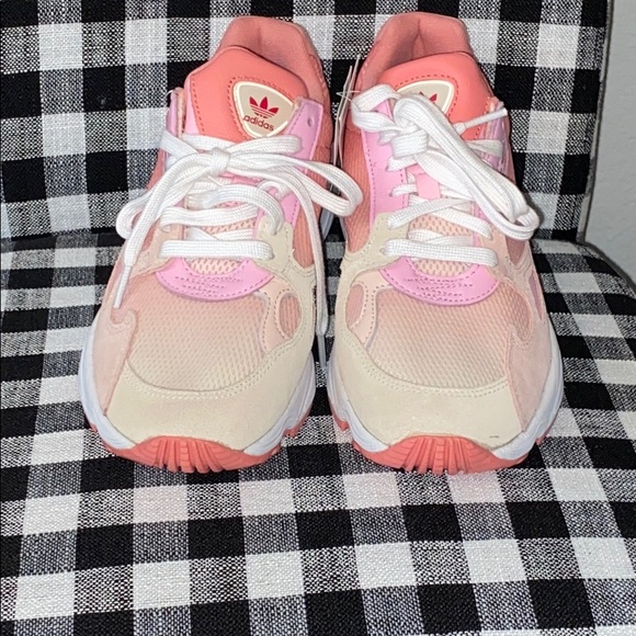 adidas falcon true pink